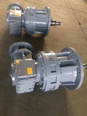 P2SB18減速機(jī) 結(jié)構(gòu)特點(diǎn)、應(yīng)用領(lǐng)域與維護(hù)指南